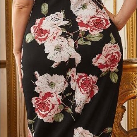 Plus Fitted Floral Dusty Rose Dress - Picture 3 of 13